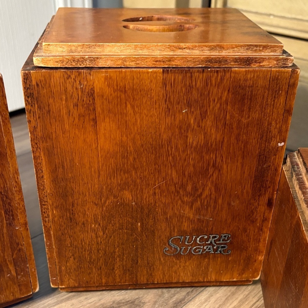 ❌❌SOLD❗️❗️Vintage Set of 4 Baribocraft maple wood kitchen canisters. - Picture 3 of 6